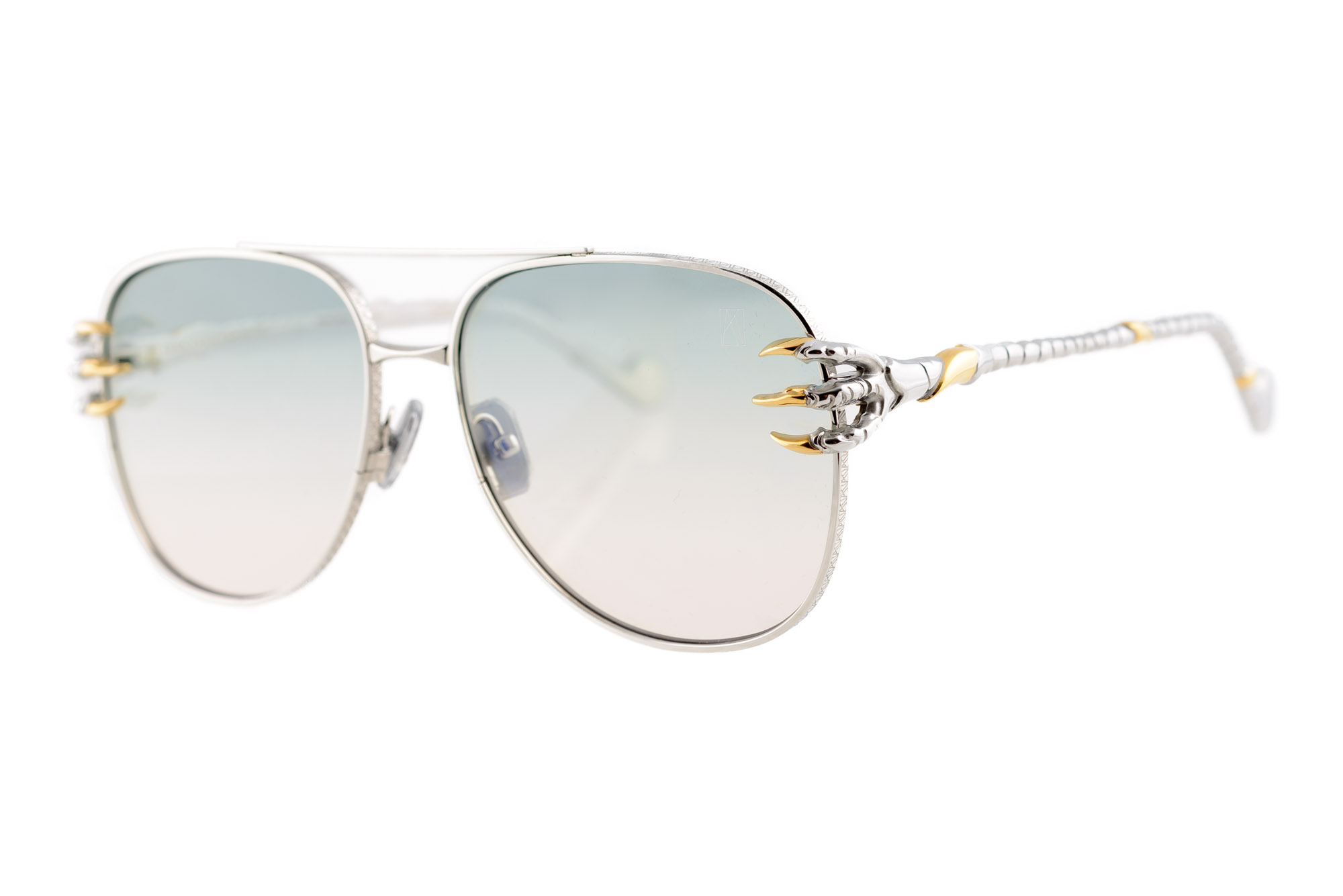 AKK- Claw Voyage White Gold Blush Lens