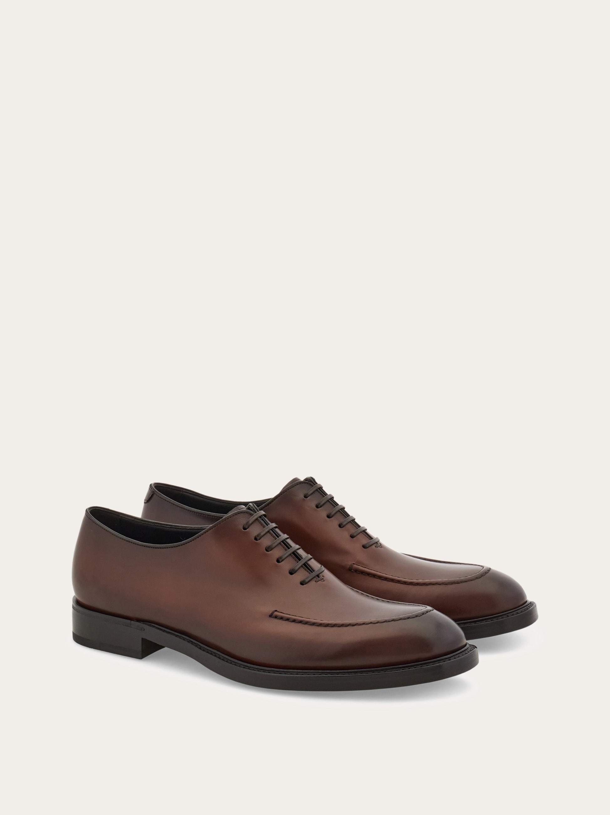 FABRIC UPPER AND LEATHER SOLE8131330333